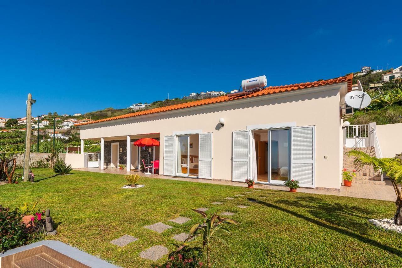 Villa Casa Sol E Vista à Arco da Calheta  Extérieur photo